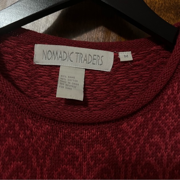 Nomadic Traders red Nordic-style sweater - Picture 6 of 9
